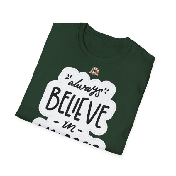 Inspiring "Believe in Yourself" Unisex T-Shirt - slika 39