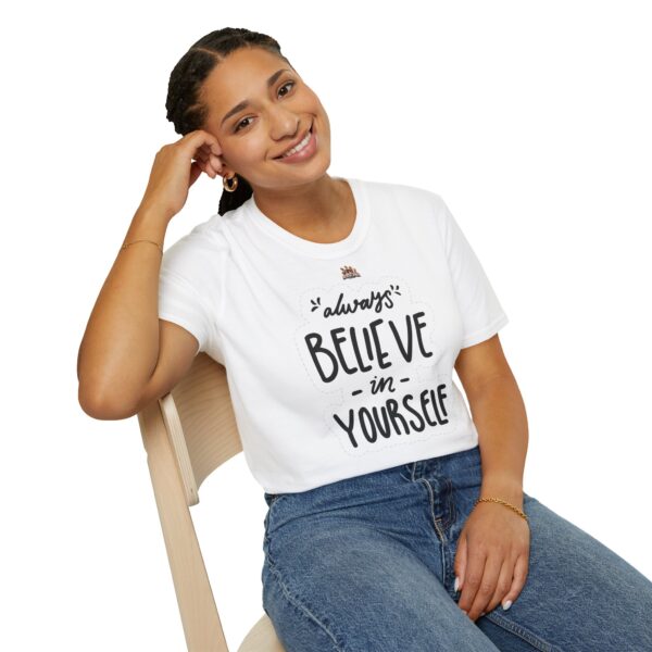 Inspiring "Believe in Yourself" Unisex T-Shirt - slika 12